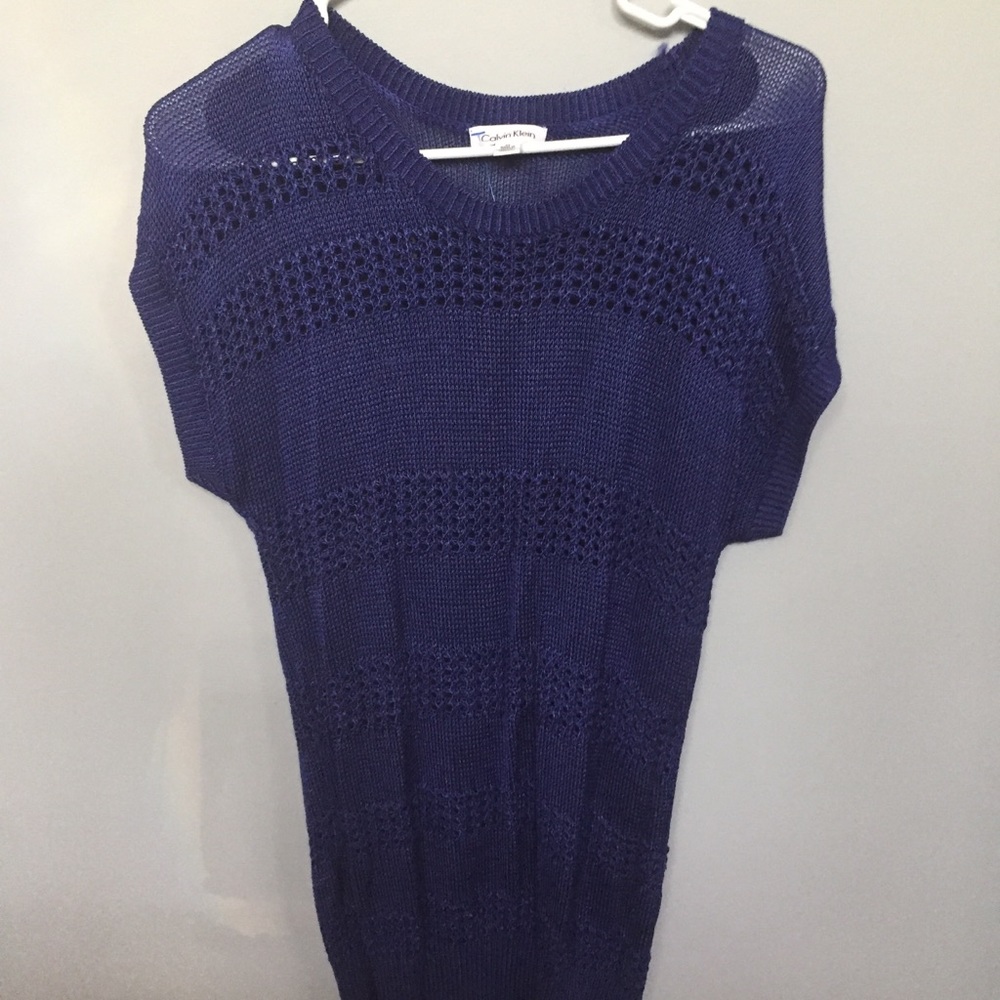 Calvin Klein Size Medium Sweater sleeveless